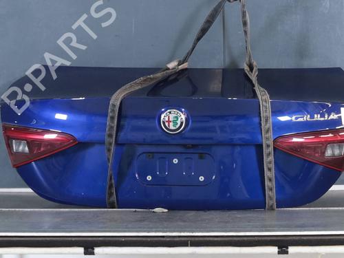 tailgate-alfa-romeo-giulia-952_-2015-39973463 main image