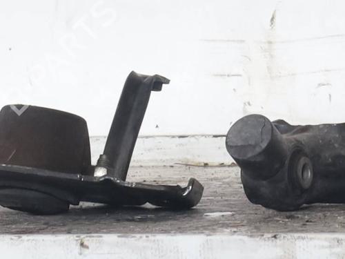 Used Engine mount Engine mount 36774332 36774332