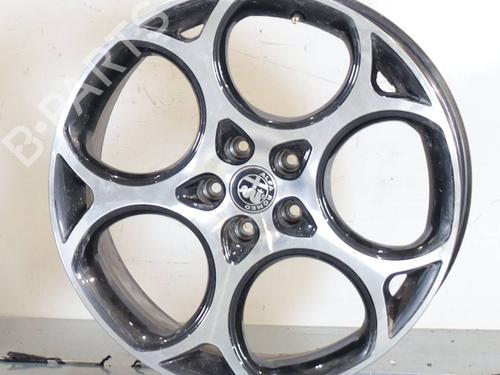 rim-alfa-romeo-tonale-965_-2022-30738683 main image