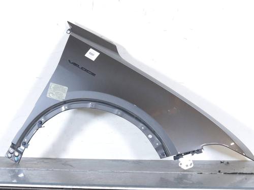 right-front-fenders-alfa-romeo-tonale-965_-2022-33055446 main image