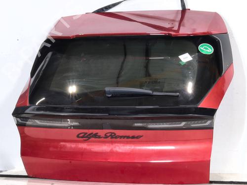 tailgate-alfa-romeo-junior-626_-627_-2024-29137519 main image