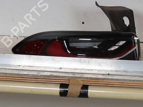left-taillight-alfa-romeo-tonale-965_-13-hybrid-q4-50564319-2022-22966440 main image