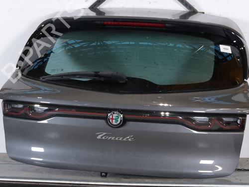 tailgate-alfa-romeo-tonale-965_-2022-36217636 main image