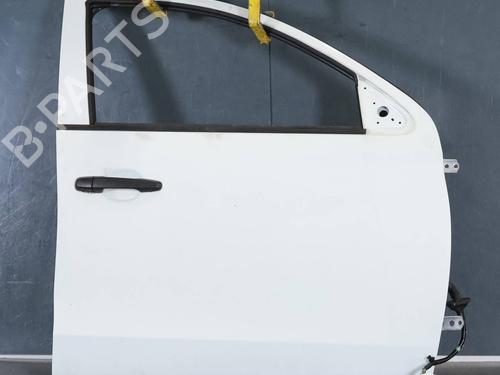 Used Right front door Right front door 36798112 36798112
