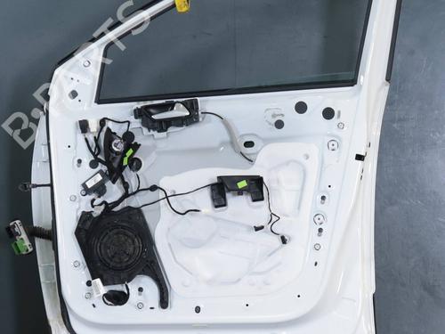 right-front-door-opel-grandland-grandland-x-a18-p1uo-2017-39740011 main image