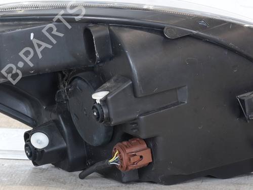 Left headlight FIAT 500L (351_, 352_) 1.6 D Multijet (199LYE1B) | BP25813475C28