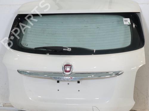 tailgate-fiat-500x-334_-2014-27337850 main image
