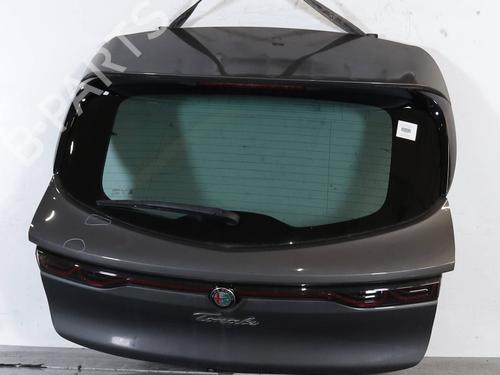 tailgate-alfa-romeo-tonale-965_-2022-32706351 main image