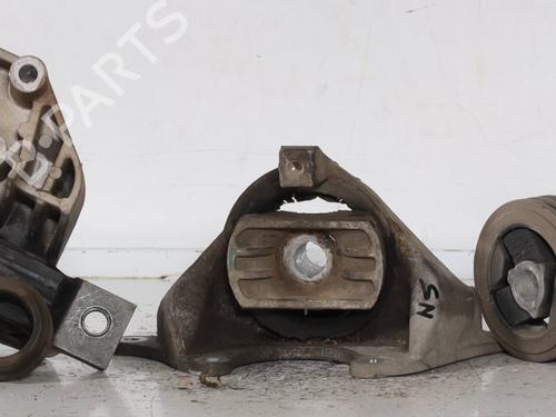 Used Engine mount Engine mount FIAT PUNTO (188_) 1.2 60 (188.030, .050, .130, .150, .230, .250) (60 hp) 29530218 29530218