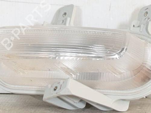 right-daytime-light-jeep-renegade-suv-bu-b1-bv-2014-23441188 main image