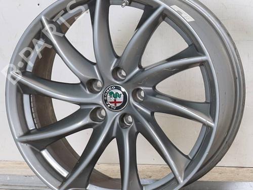 rim-alfa-romeo-giulia-952_-2015-27204902 main image