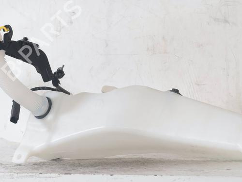 Used Windscreen washer tank Windscreen washer tank 36500909 36500909