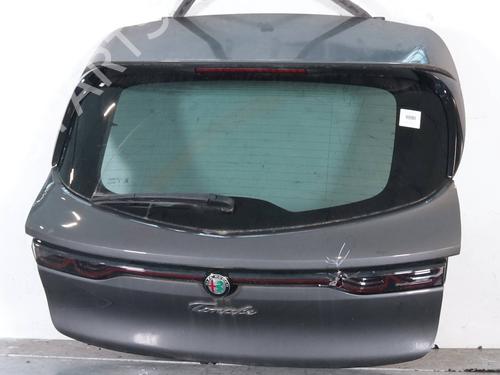 tailgate-alfa-romeo-tonale-965_-2022-36217922 main image