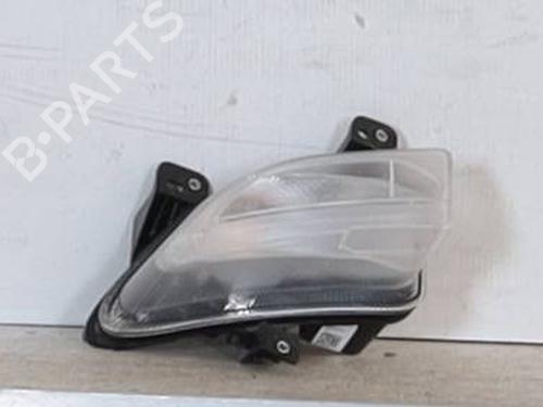 right-daytime-light-jeep-renegade-suv-bu-b1-bv-2014-24450358 main image