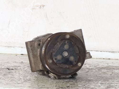 Used AC compressor AC compressor PEUGEOT 107 (PM_, PN_) 1.0 (68 hp) 31941883 31941883
