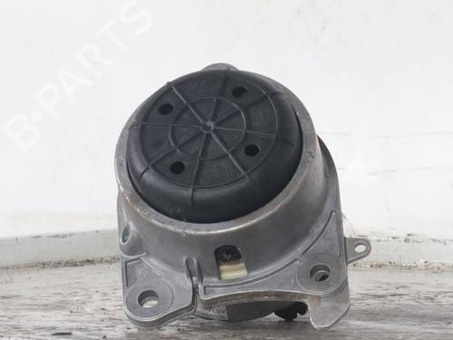 engine-mount-alfa-romeo-giulia-952_-2015-33269307 main image