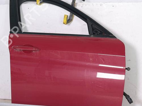 right-front-door-alfa-romeo-giulia-952_-2015-27204920 main image