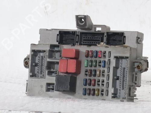 Used Fuse box Fuse box LANCIA YPSILON (843_) 1.2 (843.AXA1A) (60 hp) 33283804 33283804