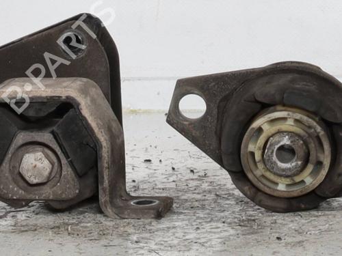 Used Engine mount Engine mount FIAT SEICENTO / 600 (187_) 0.9 (187AXA, 187AXA1A) (39 hp) 29530228 29530228