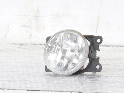 right-front-fog-light-citroen-c3-picasso-sh_-2008-34391478 main image