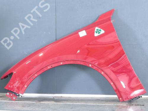Forkjerm venstre Forkjerm venstre ALFA ROMEO STELVIO (949_) 2.9 Q4 (949.AXG2A, 949.AXH2A, 949.AXS2A) (510 hp) 34460022 34460022