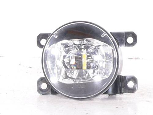 left-front-fog-light-jeep-renegade-suv-bu-b1-bv-2014-23883465 main image