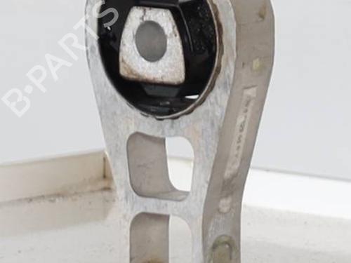 Used Engine mount FIAT 500X (334_) 2.0 D Multijet 4x4 (334AXB22, 334AXD2B) (140 hp) 25850756