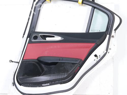 right-rear-door-alfa-romeo-giulia-952_-2015-25897992 main image