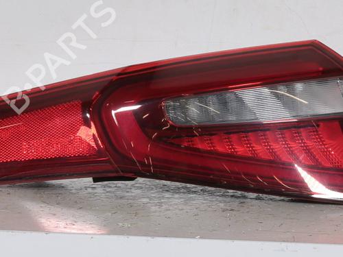 left-taillight-alfa-romeo-giulia-952_-2015-29403300 main image
