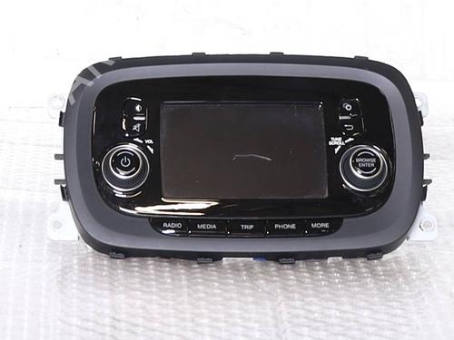 Used Radio Radio FIAT 500X (334_) 2.0 D Multijet 4x4 (334AXB22, 334AXD2B) (140 hp) 39581623 39581623