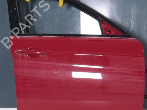 right-front-door-alfa-romeo-giulia-952_-2015-28582495 main image