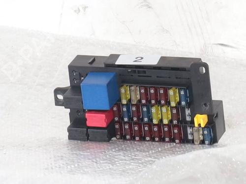 Used Fuse box Fuse box 36774379 36774379