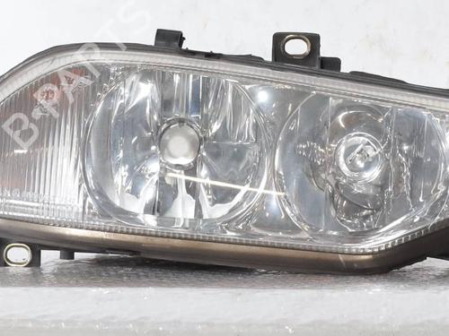 Used Right headlight Right headlight ALFA ROMEO 156 (932_) 1.6 16V T.SPARK (932.A4, 932.A4100) (120 hp) 33401233 33401233
