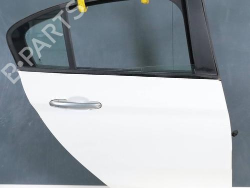 right-rear-door-fiat-tipo-hatchback-356_-357_-2016-30130293 main image