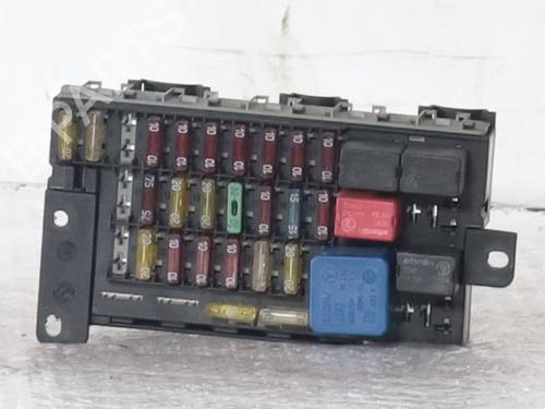 Used Fuse box Fuse box 36774352 36774352