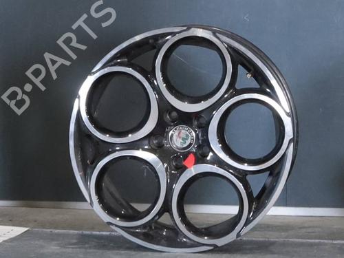 rim-alfa-romeo-tonale-965_-2022-29137328 main image