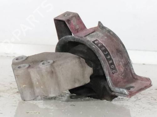 Used Engine mount Engine mount FIAT PANDA (169_) 1.2 (169.AXB11, 169.AXB1A) (60 hp) 26550953 26550953