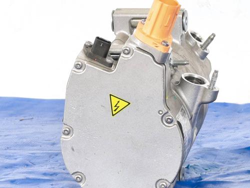 Used AC compressor AC compressor ALFA ROMEO JUNIOR (626_, 627_) Electric (156 hp) 30084168 30084168