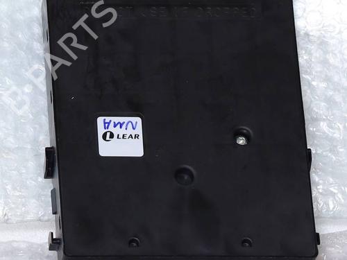 Used Fuse box Fuse box 39427644 39427644