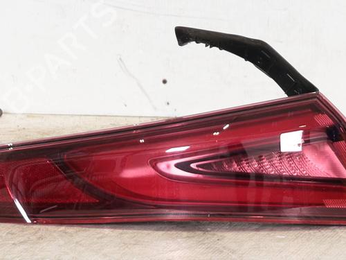 left-taillight-alfa-romeo-giulia-952_-2015-26887935 main image