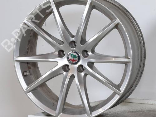 rim-alfa-romeo-stelvio-949_-2016-28706769 main image