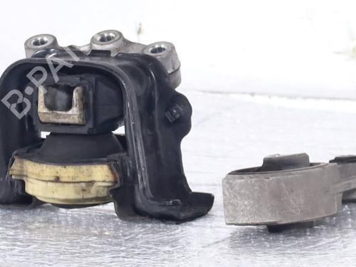 Used Engine mount Engine mount 36797833 36797833