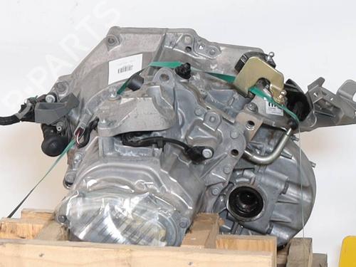 Used Gearbox Gearbox JEEP AVENGER (J2) 1.2 T3 e-Hybrid (110 hp) 24450260 24450260