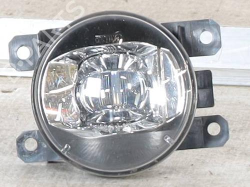 left-front-fog-light-jeep-renegade-suv-bu-b1-bv-2014-24954277 main image
