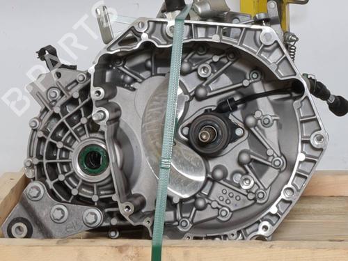 Used Gearbox Gearbox JEEP COMPASS (MP, M6, MV, M7) 1.3 (131 hp) 33233852 33233852
