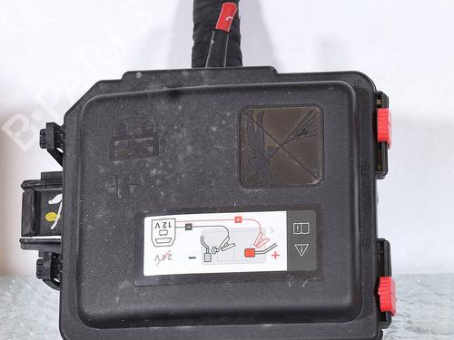 caixa-de-fusiveis-jeep-avenger-j2-2022-39403287 main image