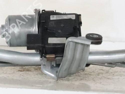 front-wipers-mechanism-alfa-romeo-stelvio-949_-2016-26581516 main image