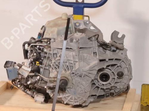 gearbox-jeep-renegade-suv-bu-b1-bv-2014-39881231 main image