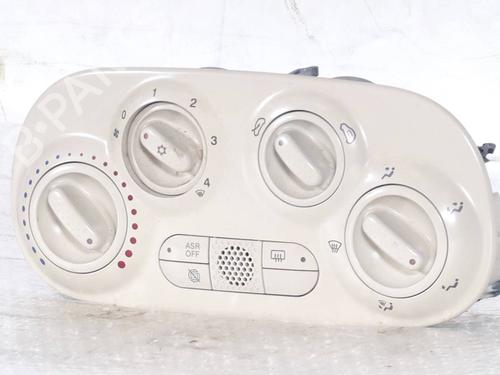 climate-control-fiat-500-312_-2007-36070401 main image