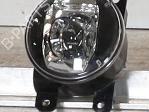 right-front-fog-light-jeep-renegade-suv-bu-b1-bv-2014-23883420 main image